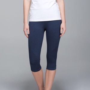 Lululemon In the Flow Crop 6 Heathered Navy